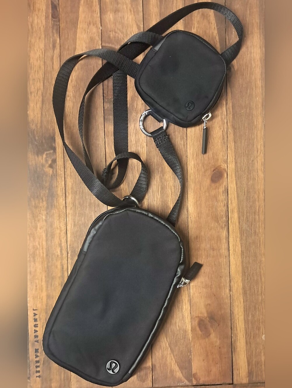 Lululemon Modular Phone Crossbody Bag - Picture 1 of 5